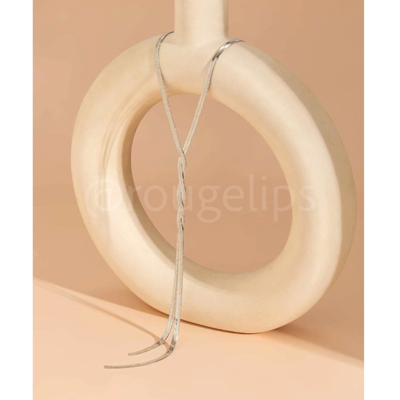 Silver Tone Y Twisted Shape Necklace - Picture 4 of 8